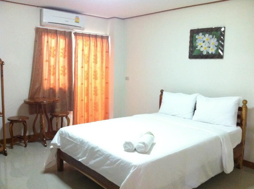 Hotel Gongaew Mansion Ubon Ratchathani Exterior foto