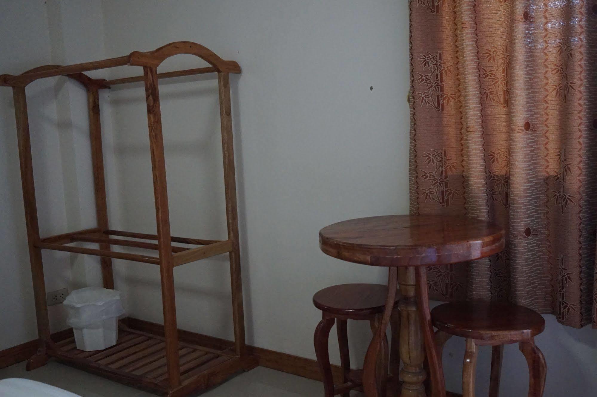 Hotel Gongaew Mansion Ubon Ratchathani Exterior foto